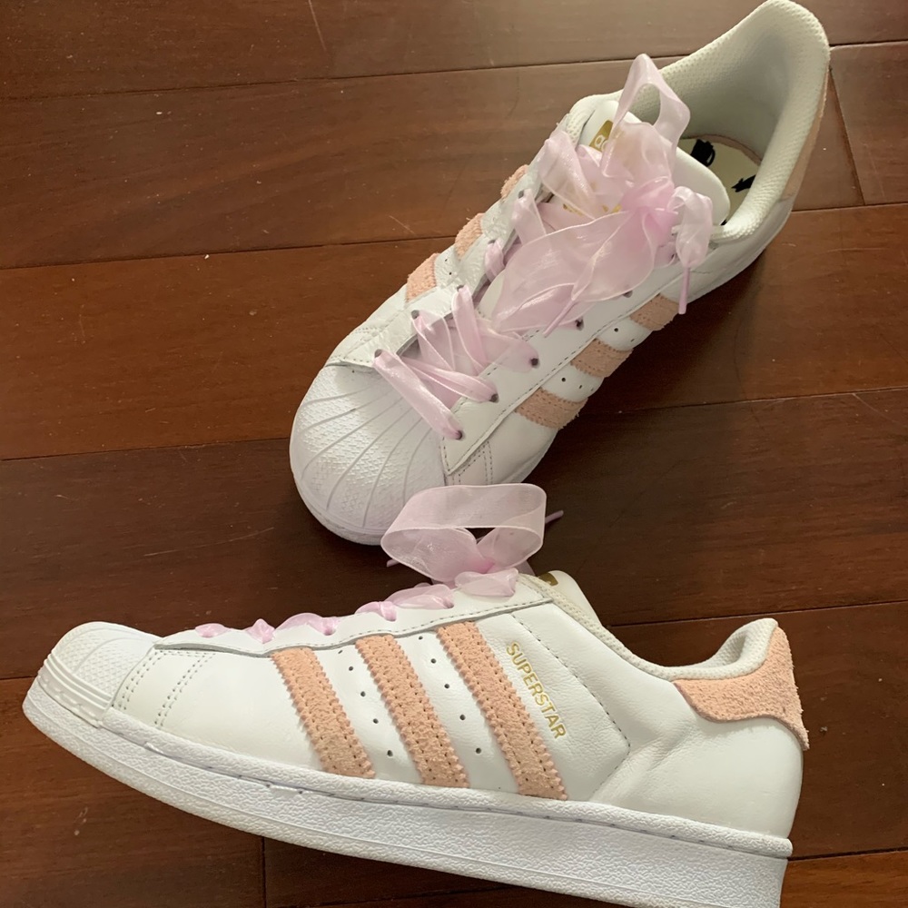 Adidas superstar size 38